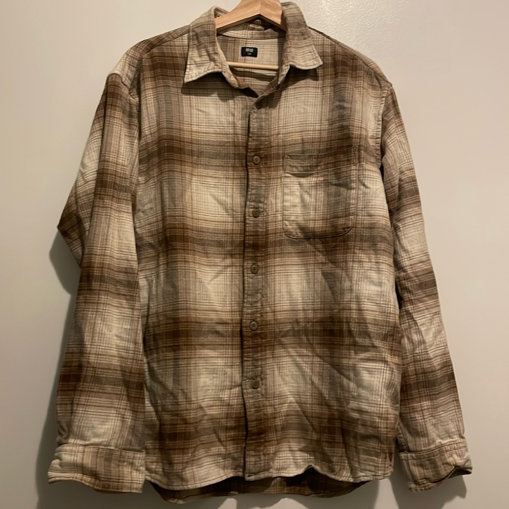 Uniqlo Cream and Brown Plaid Shirt - Large (Excellent Condition)